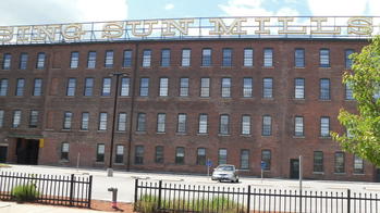 Front view of the Rising Sun Mills building in Olnyville, Providence 
